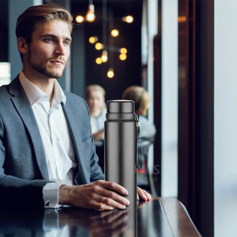 Smart Thermos with Temperature LED Display